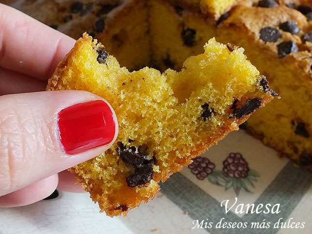 Coca de calabaza y chips de chocolate