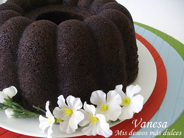 The darkest chocolate cake ever