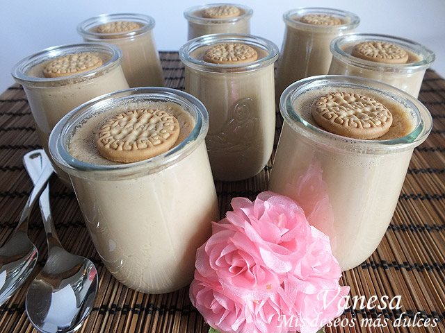 Postre de galletas María
