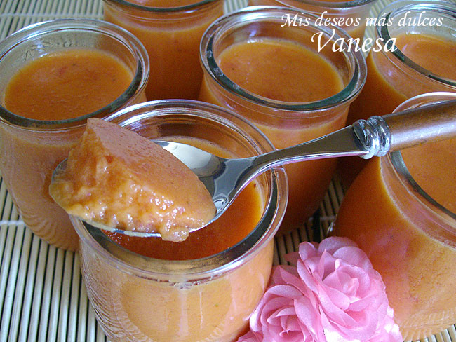 Vasitos de naranja y fresa