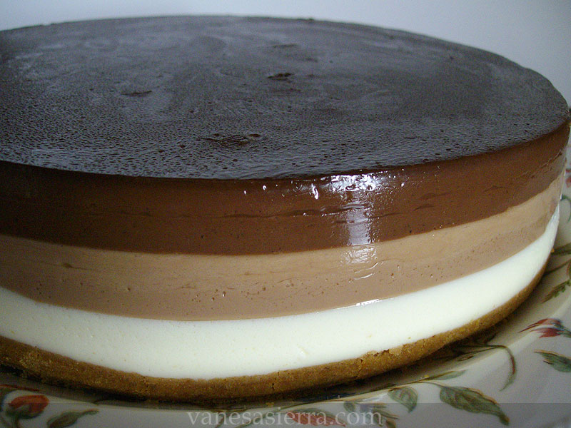 Tarta tres chocolates (paso a paso), preparación tradicional