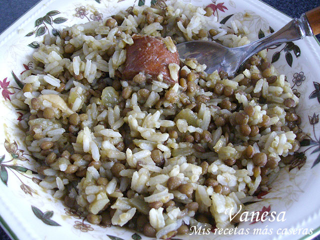 Lentejas con arroz blanco