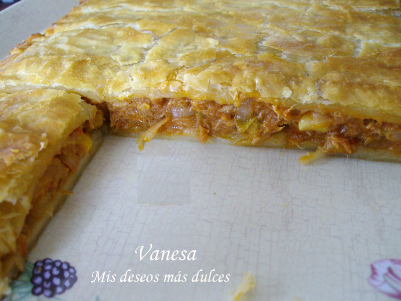 Empanada de atún y pisto