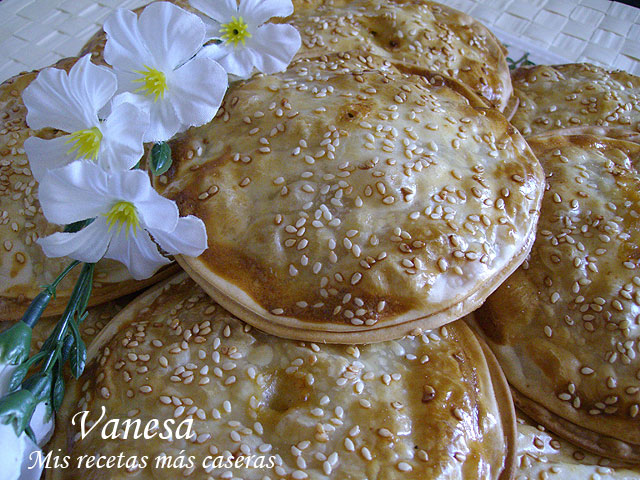 Empanadillas redondas de carne