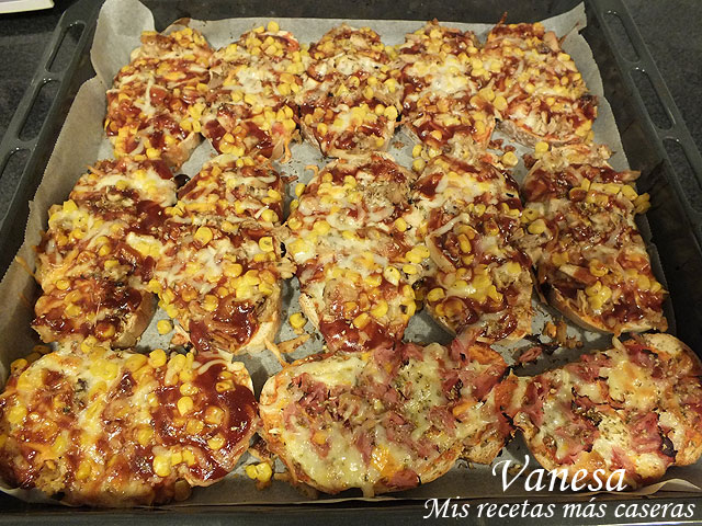 Pan-pizza de pollo y barbacoa (Paninis)