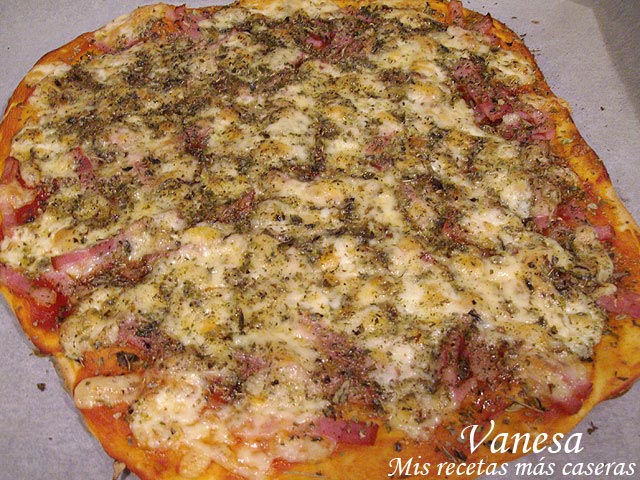 Pizza 2 quesos y bacon