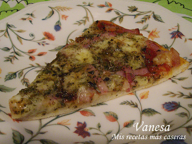 Pizza 2 quesos y bacon