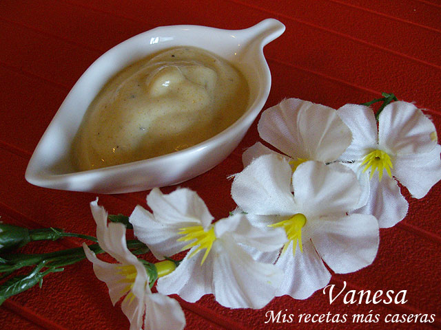 Salsa de yogur a la mostaza